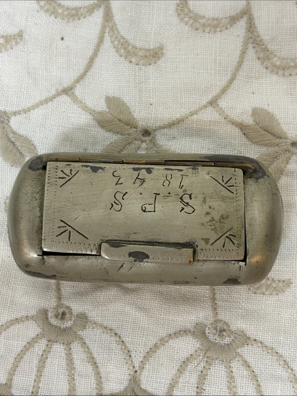 Metal snuff box - Picture 3 of 7